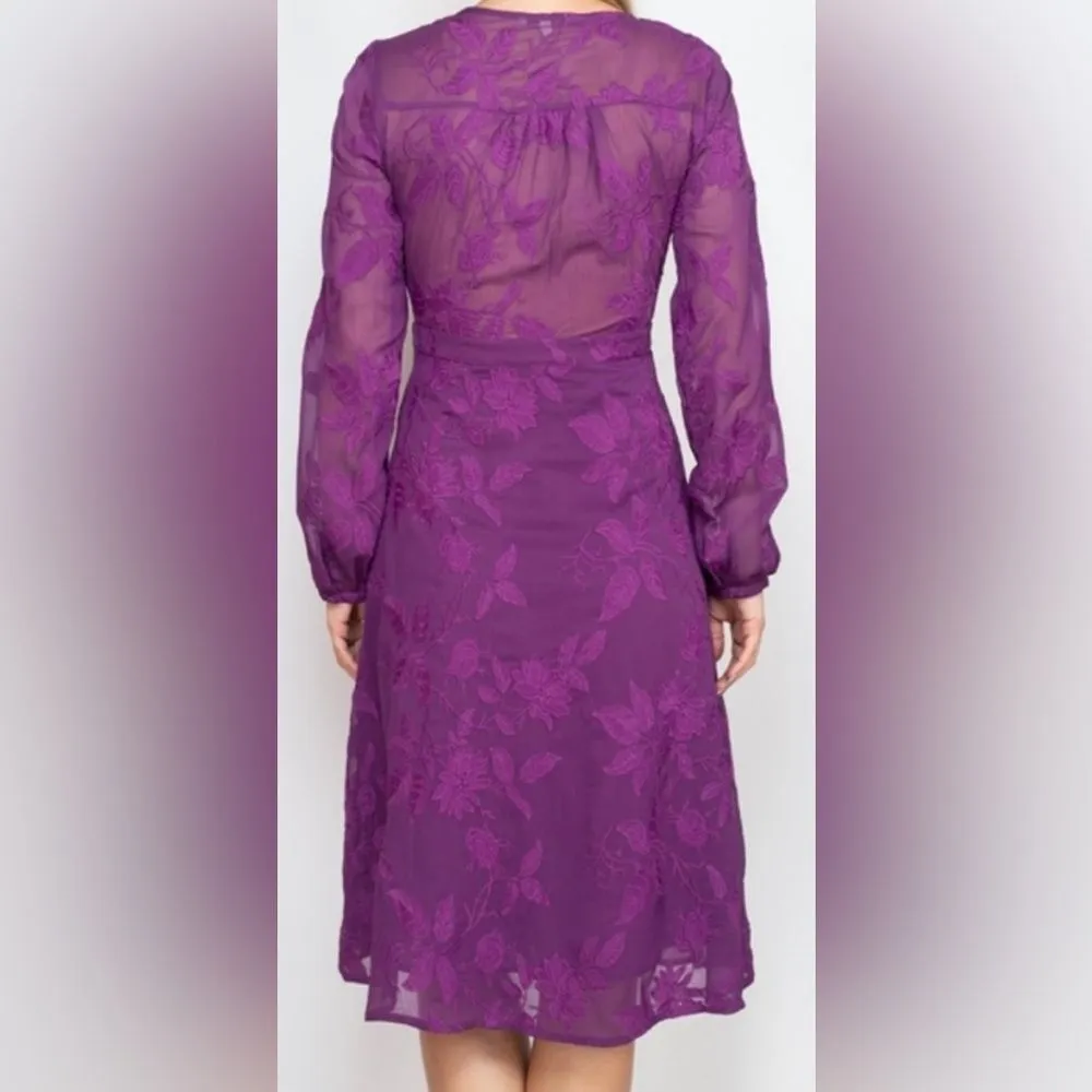 Embroidered‎ Midi Dress - Image 7