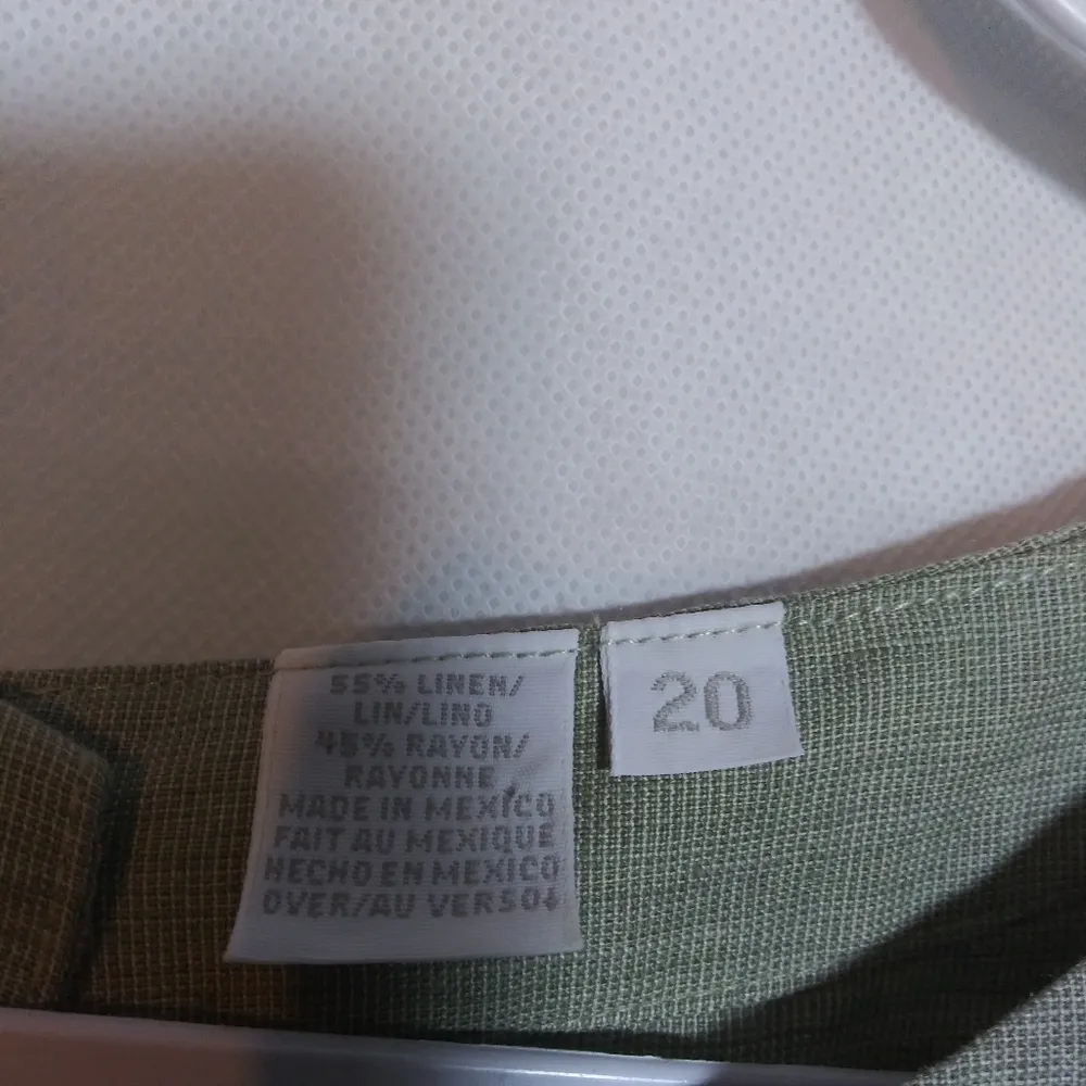 Elisabeth By Liz Claiborne Linen Neutral Sleeveless Green Top Button Back Sz 20 - Image 7