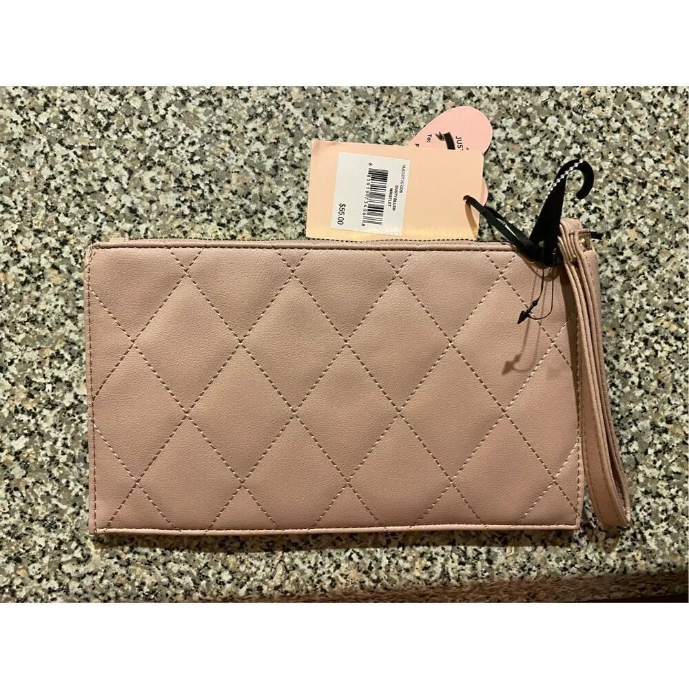 Juicy Couture Dusty Blush Quilted Diamond Faux Leather Wristlet NWT - Image 2