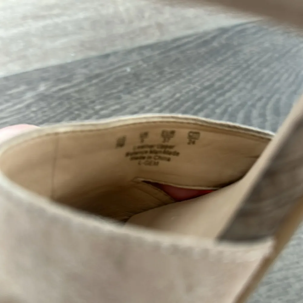 Franco Sarto Womens Gem Sandstone suede Open Toe Sandals - Image 7