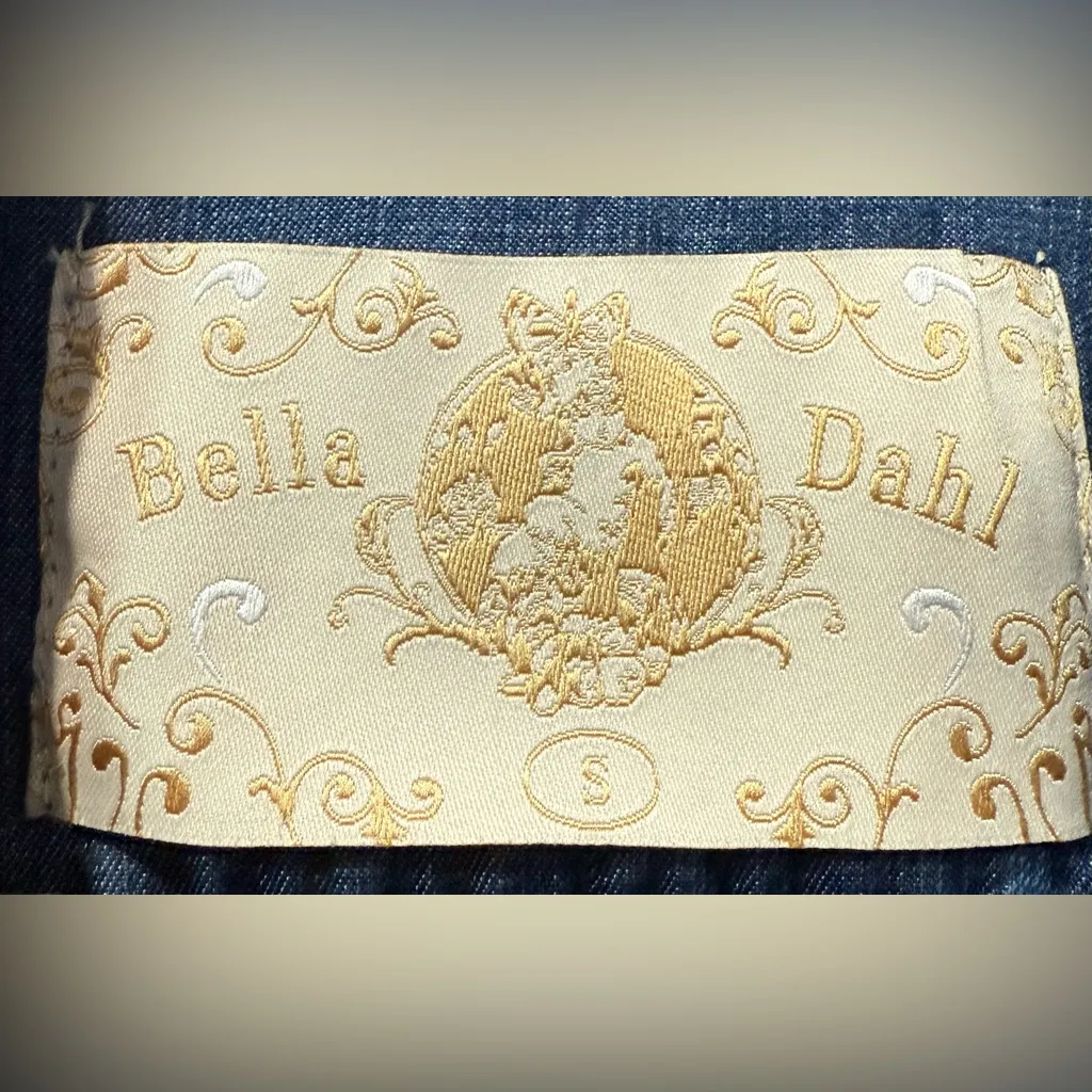 Bella Dahl Shirt Tail Button Down Chambray Shirt Twilight Rinse Wash Denim Small - Image 8