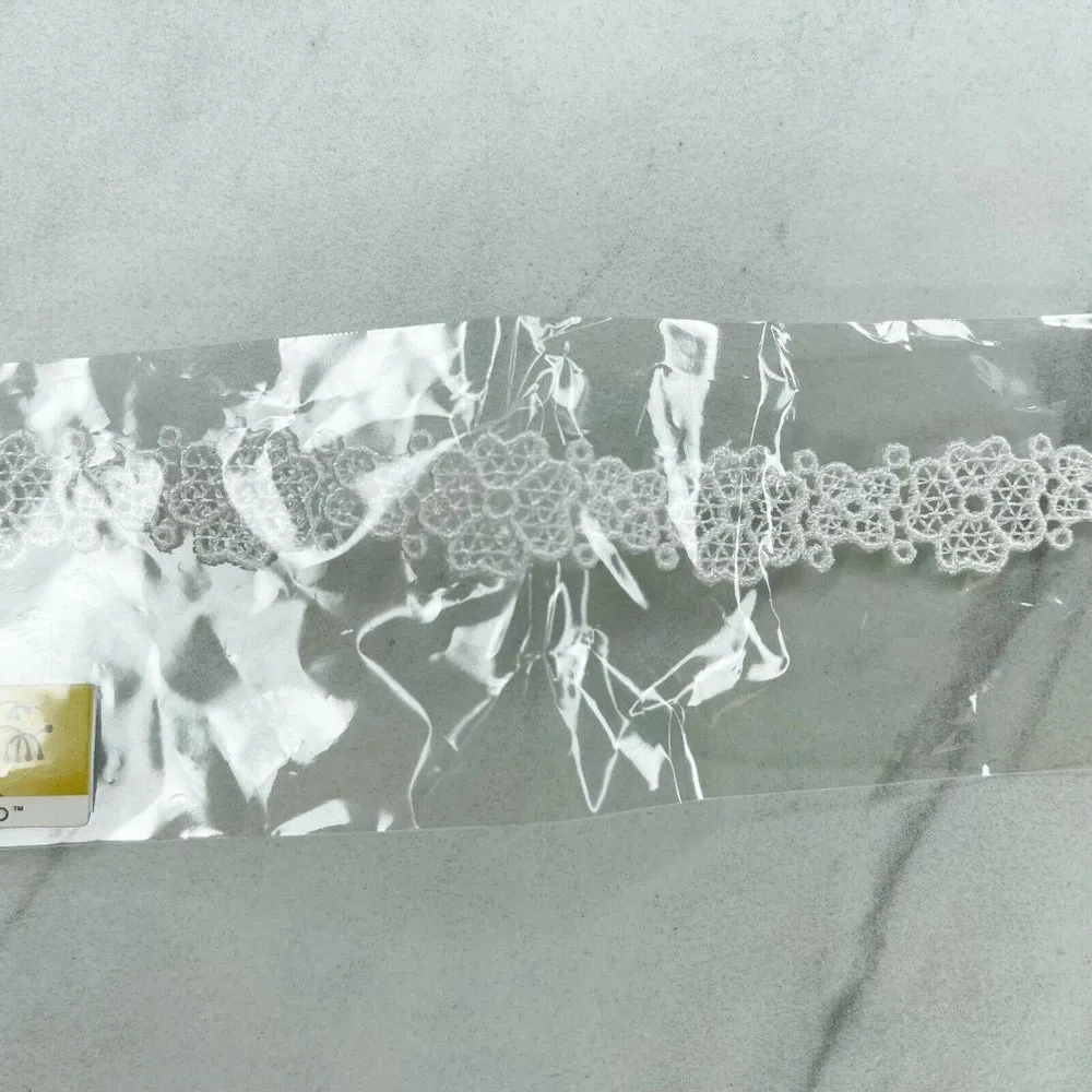 The Good Bead White Floral Lace Bracelet - Image 6