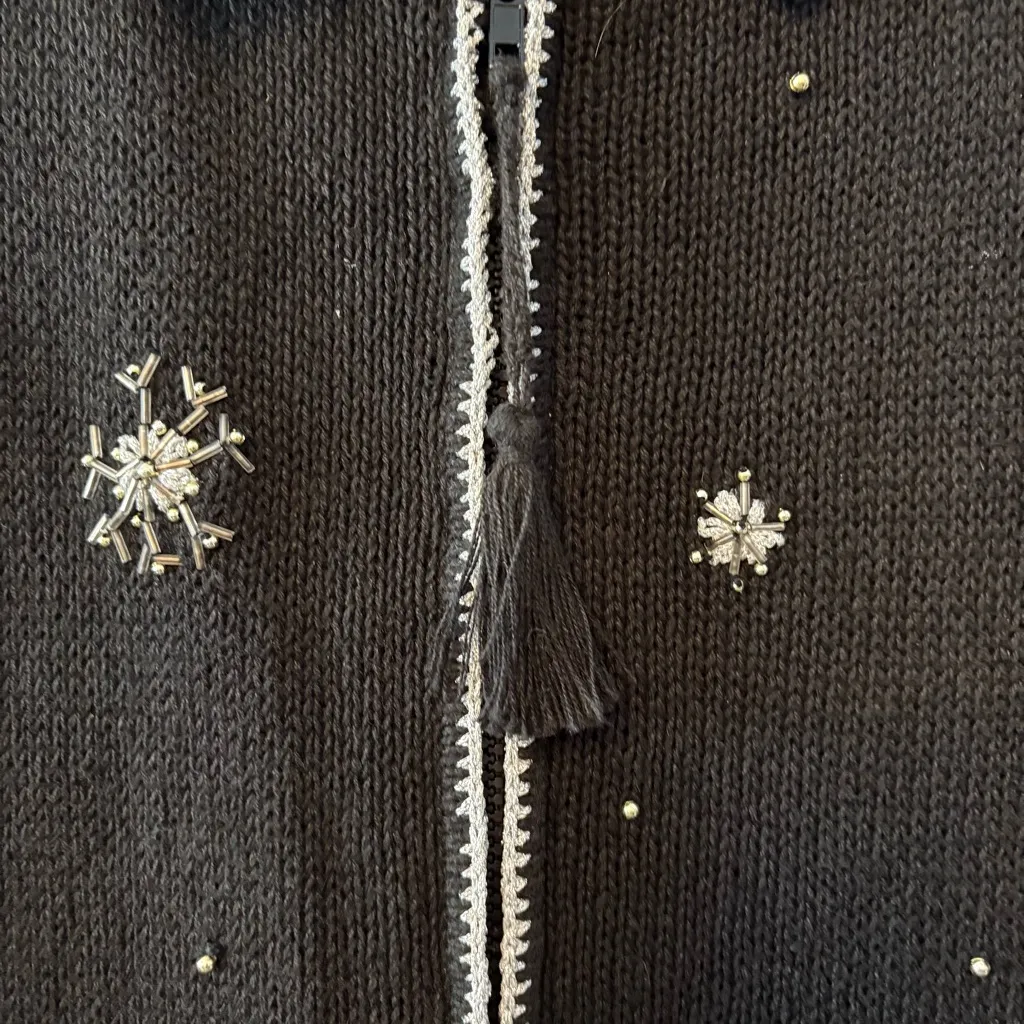 White Stag vintage women's black embroidered Christmas tree sweater vest 22W 24W - Image 3