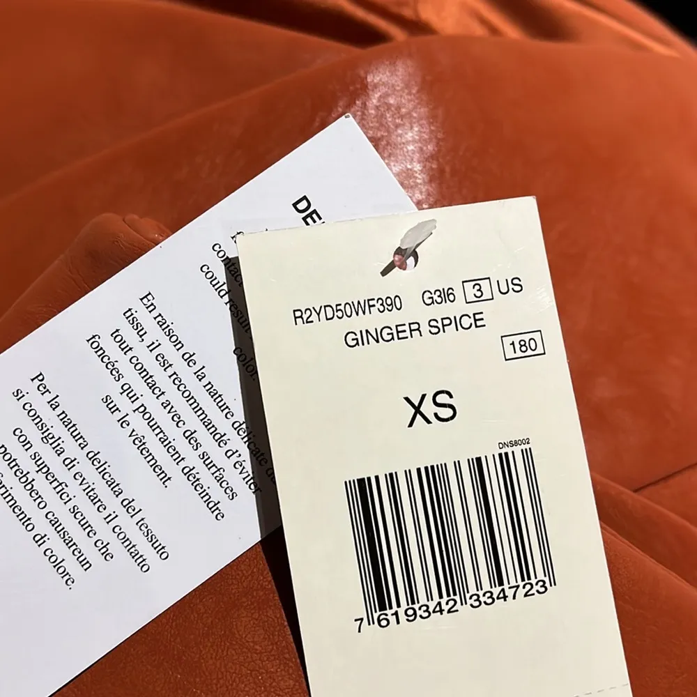 NWT GUESS Rosalba Faux-Leather Mini Skirt Ginger Spice XS - Image 5