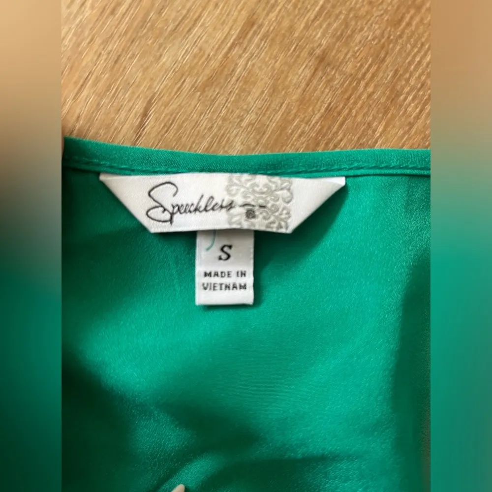 Speechless Teal Top. Size small. - Image 2