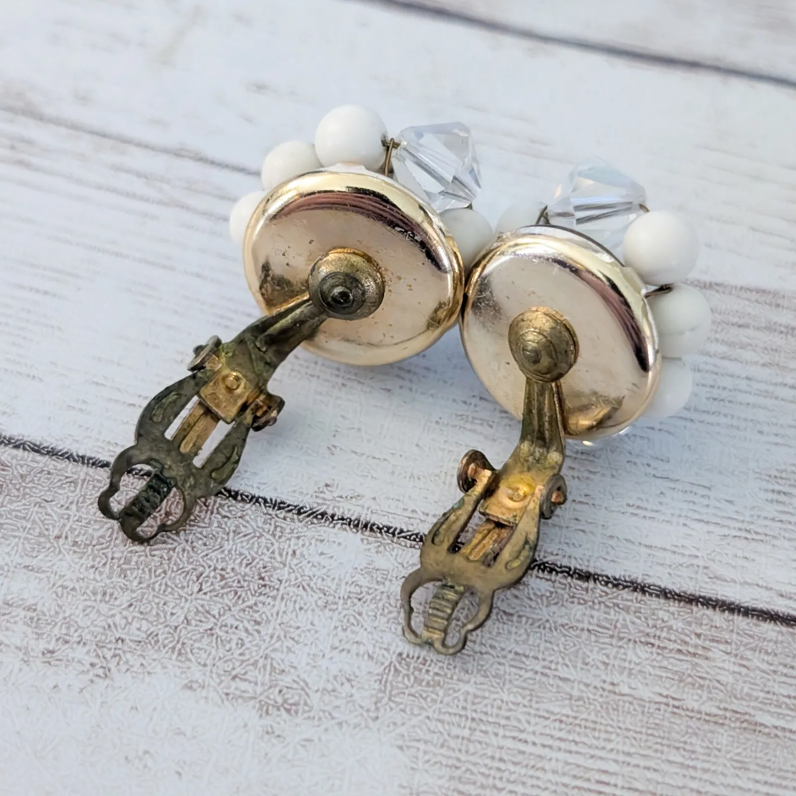 Vintage Clip On Earrings Cream Cluster - Image 5