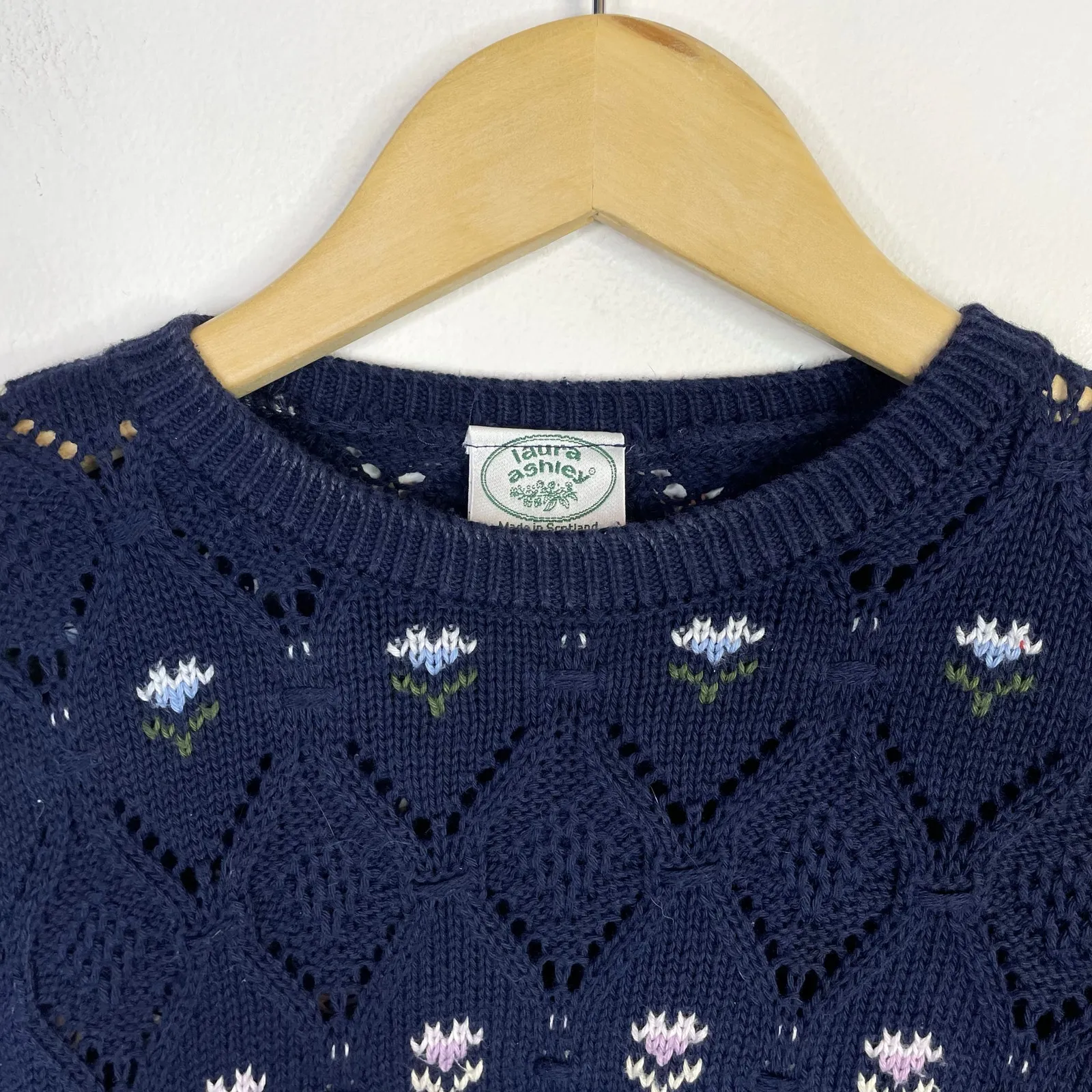 Vintage Laura Ashley Navy Blue Pointelle Crochet Knit Cotton Floral Sweater M L - Image 6