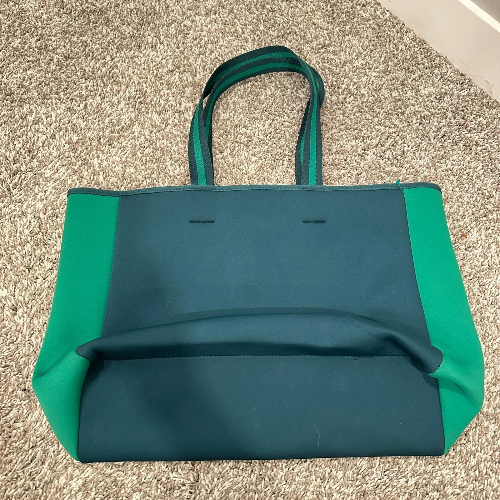 Summersalt Tote Bag Teal Green Neoprene Magnetic Snap Closure Zipper Pocket - Image 4