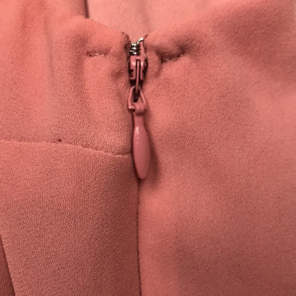 Express Women’s Chiffon Pink Cutout Detail Neck Pleated Sleeveless Dress - Image 7