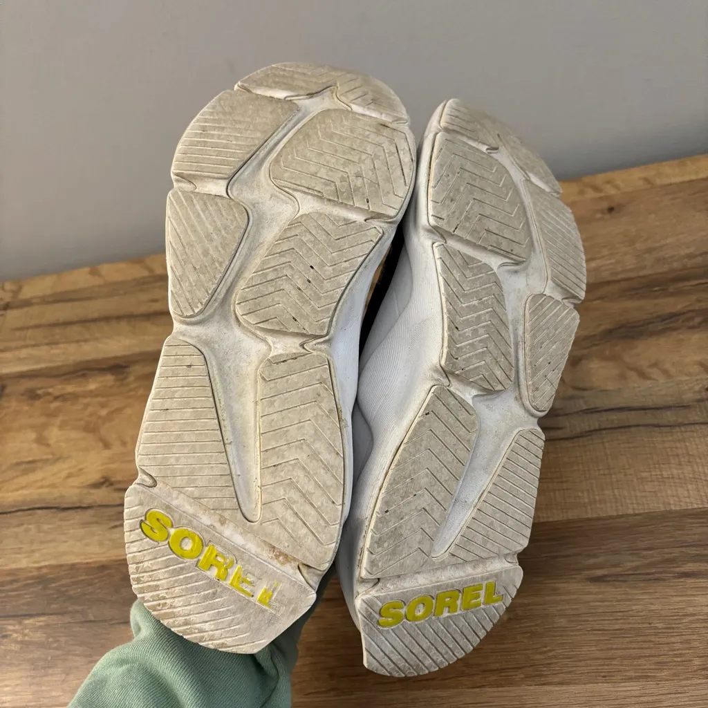 Sorel Kinetic RNEGD Float Sneaker Shoes Black Faded Spark Women’s - Image 8