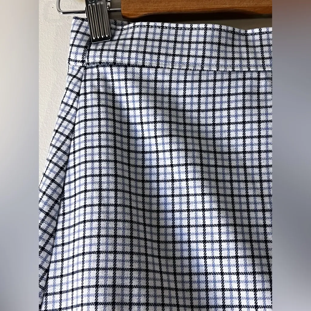 Hollister Ultra High-Rise Pleated Plaid Mini Skirt - Image 8