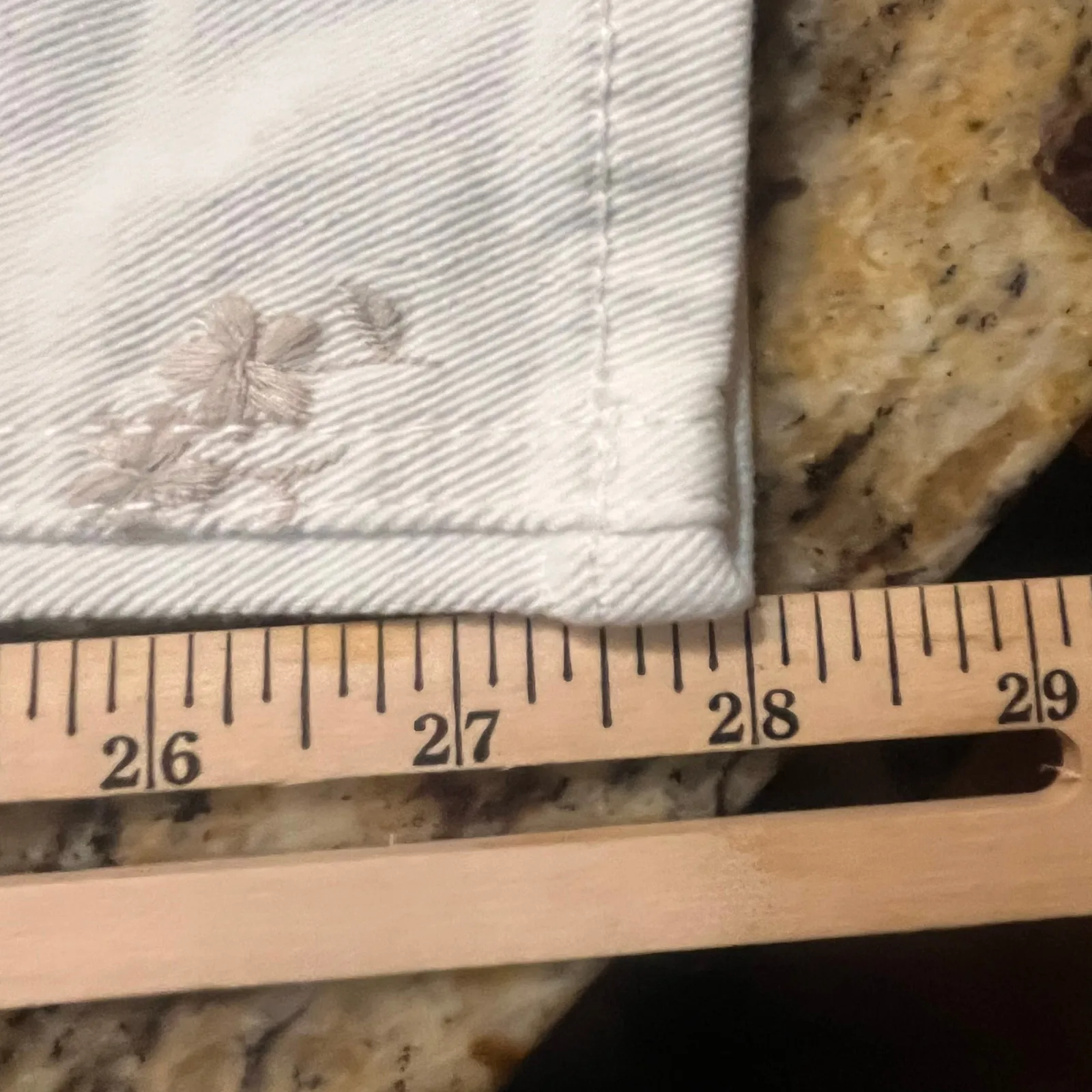 NWT‎ Seven7 Women’s Size 6 90’s Straight Jean Cream Embroidered High Rise Floral - Image 4