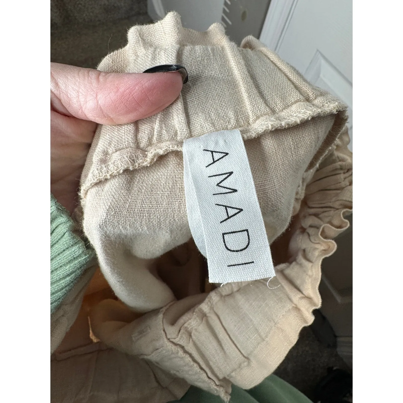 AMADI Anthropoligie 100% Linen Paperbag Wide Leg Cargo Pants Tan Size L Size L - Image 4