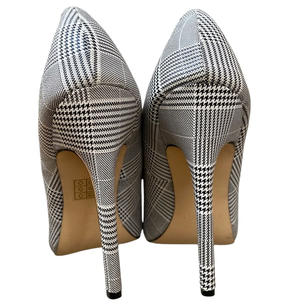 Houndstooth pumps Black Size 10 - Image 4