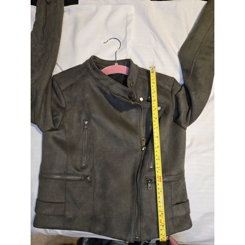 Banana Republic Vegan Suede Quilted‎ Biker Jacket, SZ XS Petite Dark Olive Green - Image 4