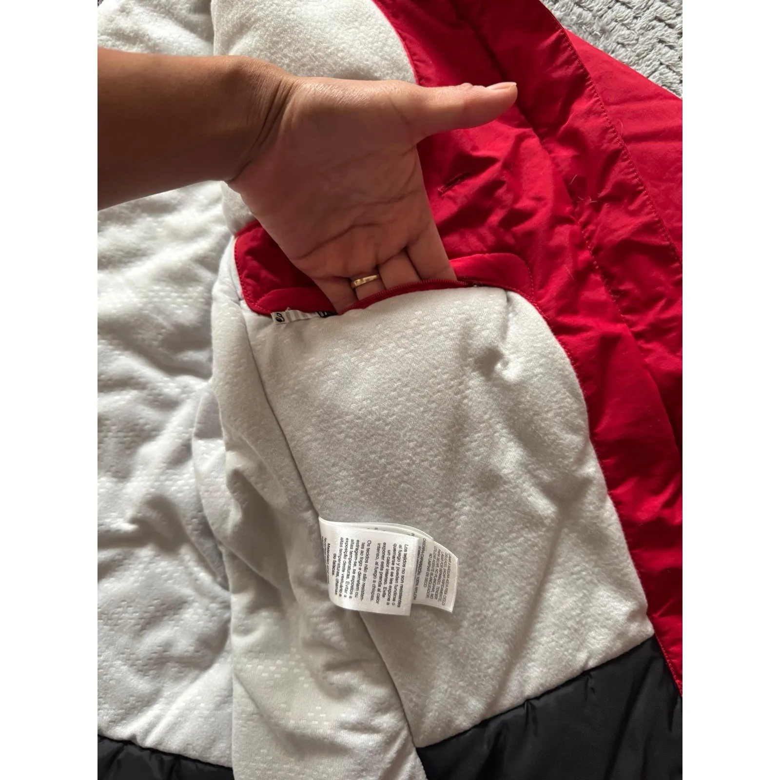 Columbia‎ Sportswear Company Red Multipockets Cargi Hiking Jacket Size M - Image 6