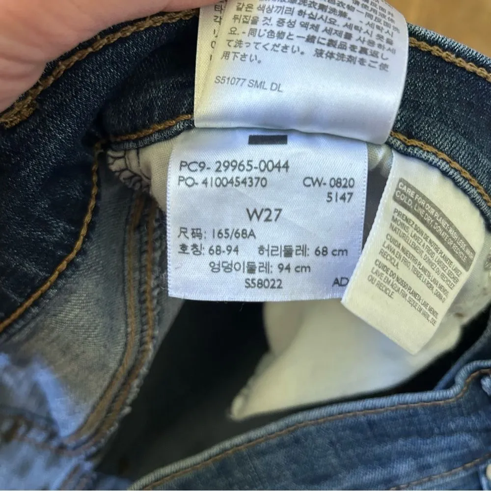 Levi’s Mid Length Shorts Size 27 High Rise Cuff - Image 7