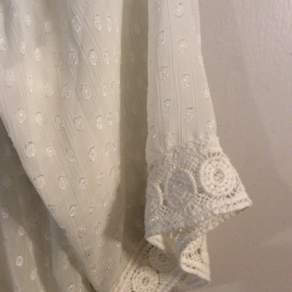 Boho white eyelet lace 3/4 sleeve shirt loose fit tie neckline womens Large L - Image 4