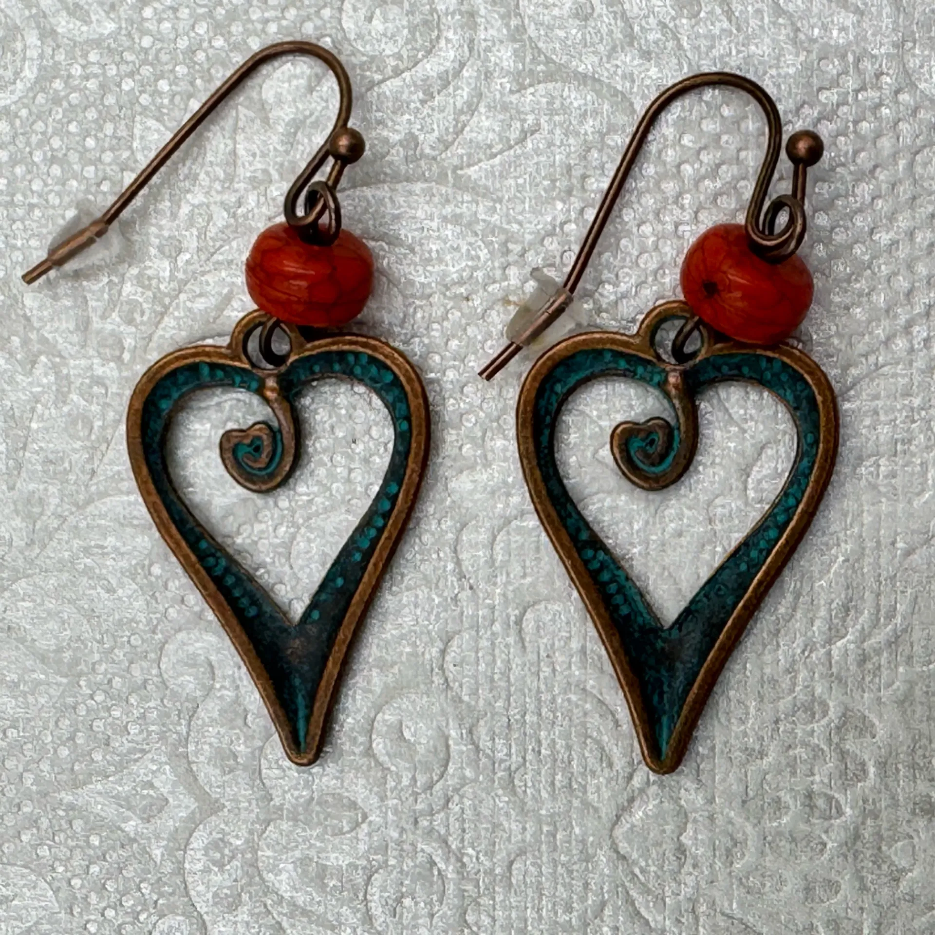 NWOT Heart-Shaped Bronze Dangle Earrings with Red Beads - Image 3