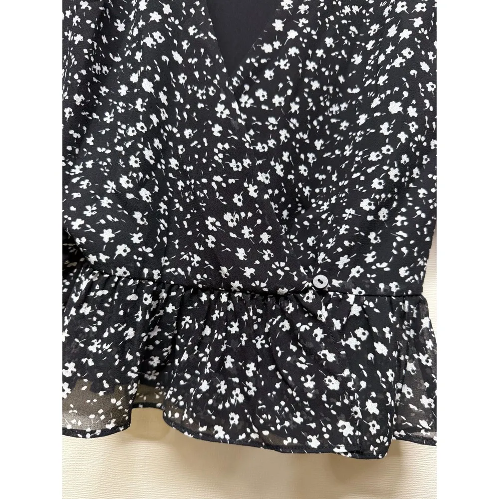 AllSaints Womens Wrap Top Sz 4 Black White Floral Ruffle Peplum Hem‎ Chiffon - Image 4