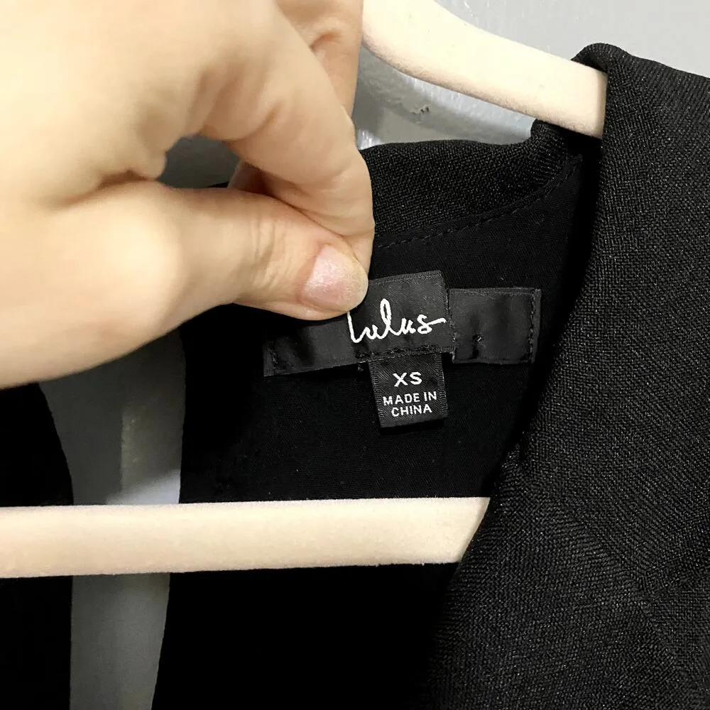 NWOT Lulus Sensible Sensation Black Tie-Front Short Sleeve Jumpsuit XS - Image 4