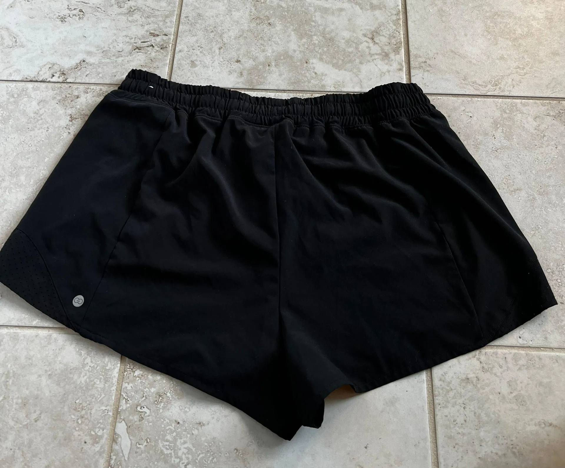 Shorts - Image 2