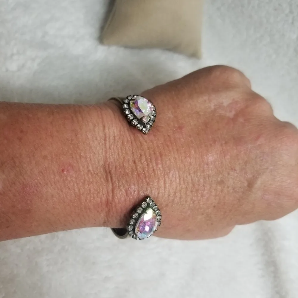 Loren Hope Crystal Cuff bracelet Pink - Image 6