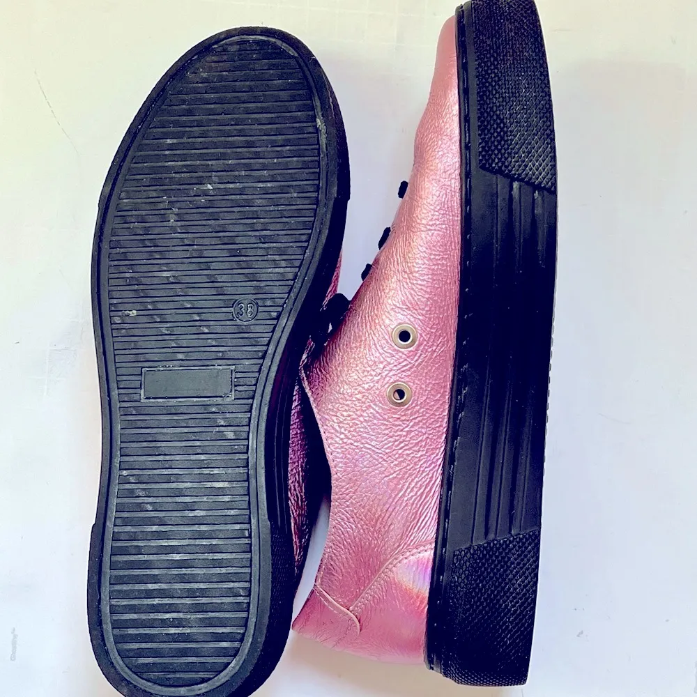 Worn once! RV Collection Leather Sneakers, size 38 Pink - Image 6