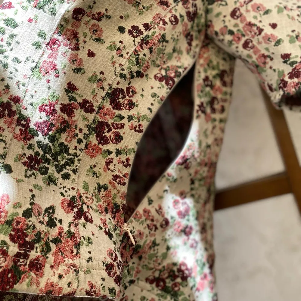 Maeve classic romantic floral top size 8 - Image 6