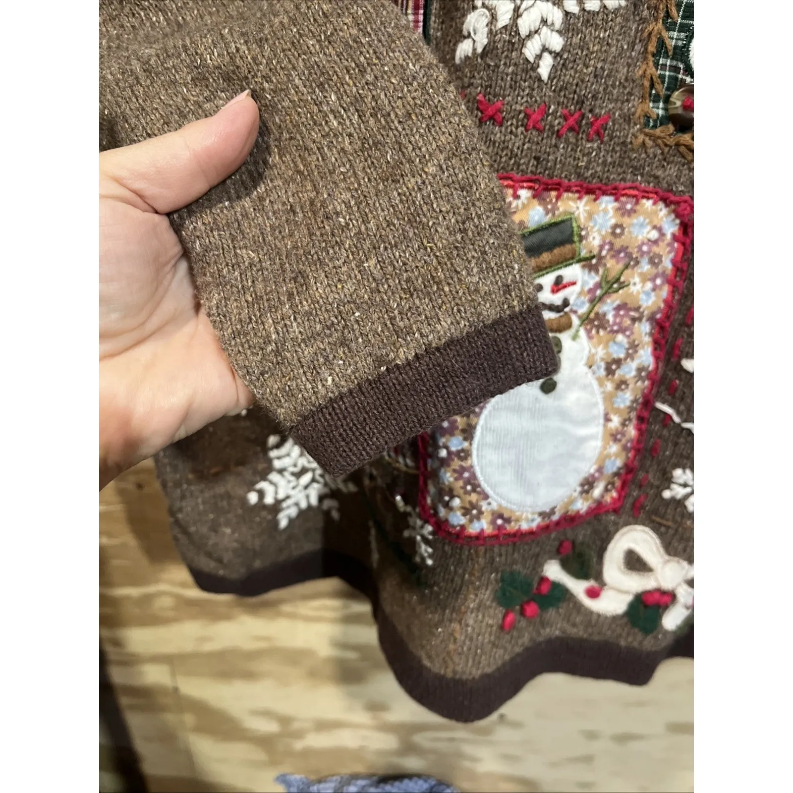 VTG B.P. Design Patchwork Embroidered Christmas Sweater Women's Sz Medium Brown - Image 6