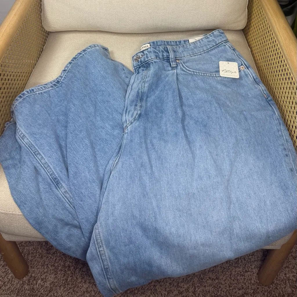 NWT We The Free Guessing Game Relaxed Trouser Size 33 RUNS BIG - Image 3