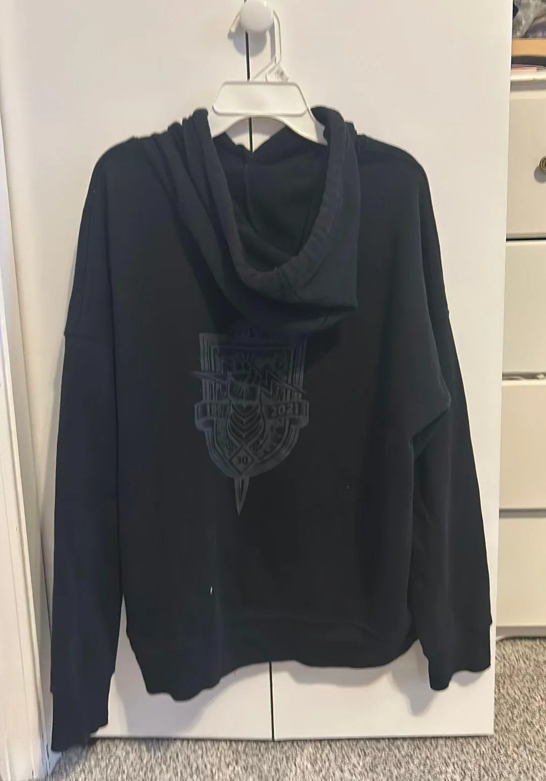 Destiny 2 Bungie Black Sweatshirt Size M - Image 2