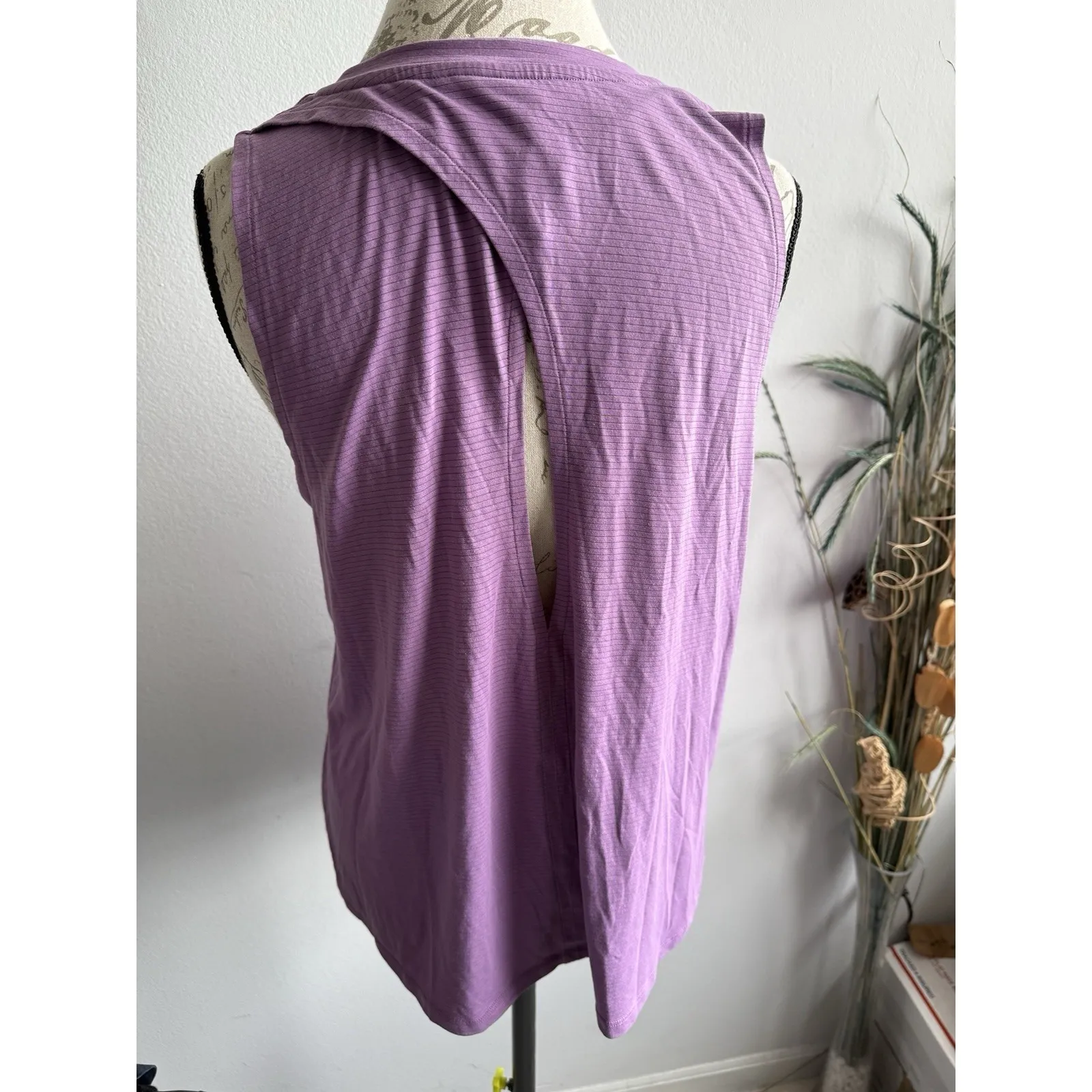 PELOTON Purple Stretch‎ Athletic Workout Tank Top Women's XLarge - Image 2