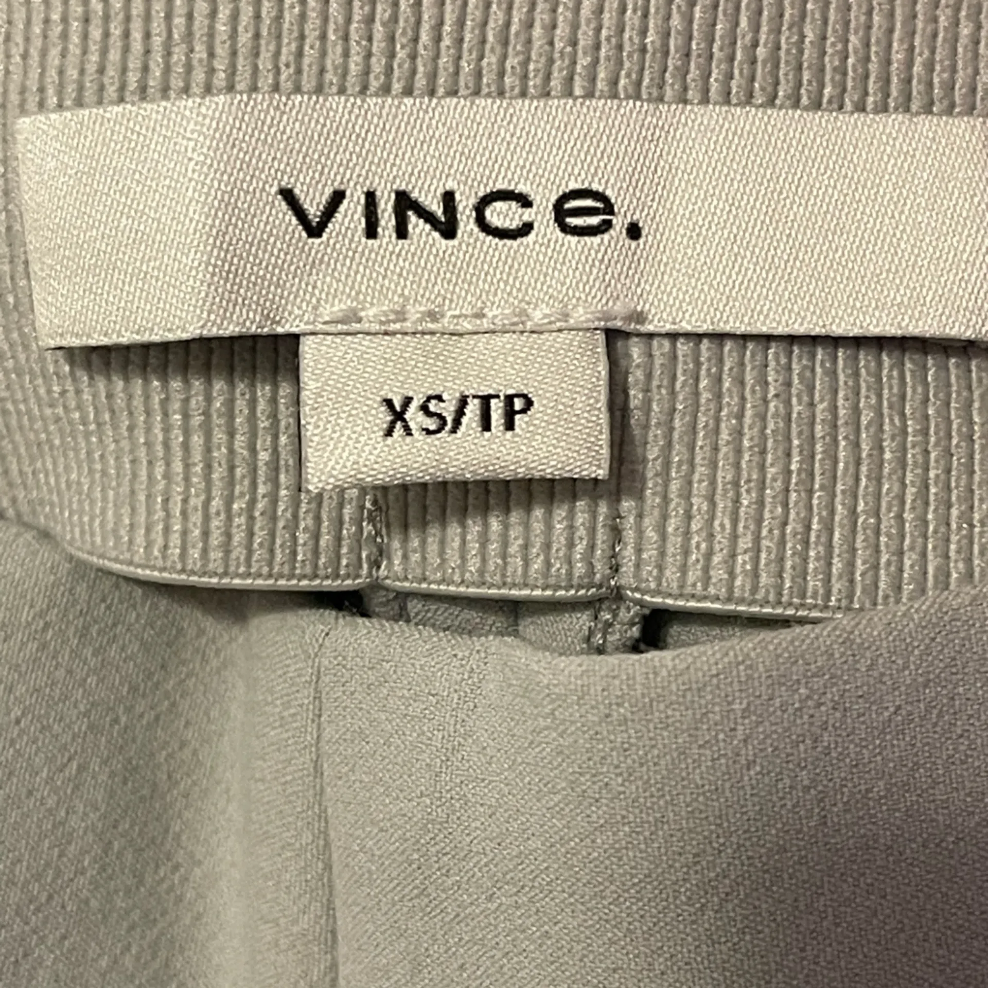 Vince Women’s Stitch Front Front Seam Ponte Legging Gesso Stretch Minimalist - Image 12