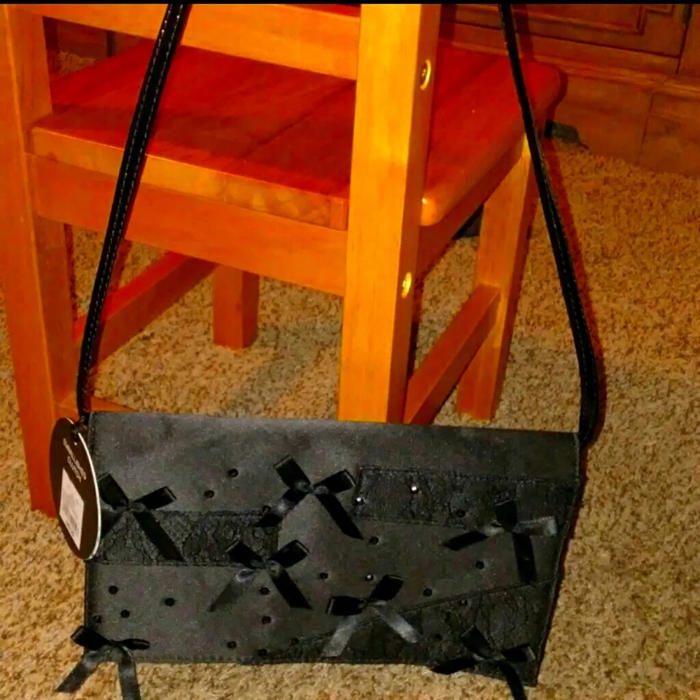 NWT Probal Gurung Neiman Marcus black lace embellished clutch crossbody - Image 4