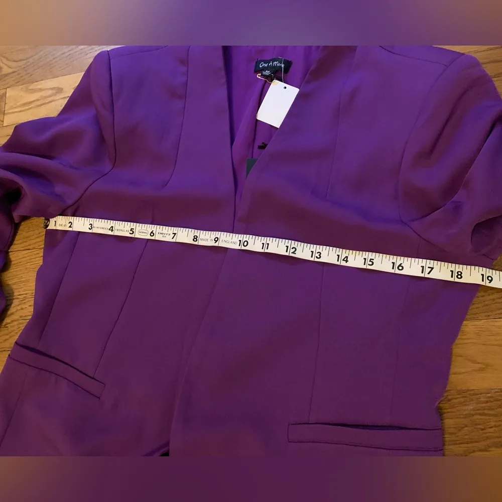 NWT Two piece dressy Short and blazer set purple size M - Image 7