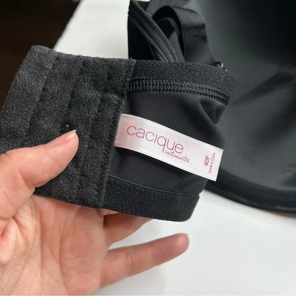 New Cacique black lined Balconette smooth Bra 40F Molded Cups - Image 8
