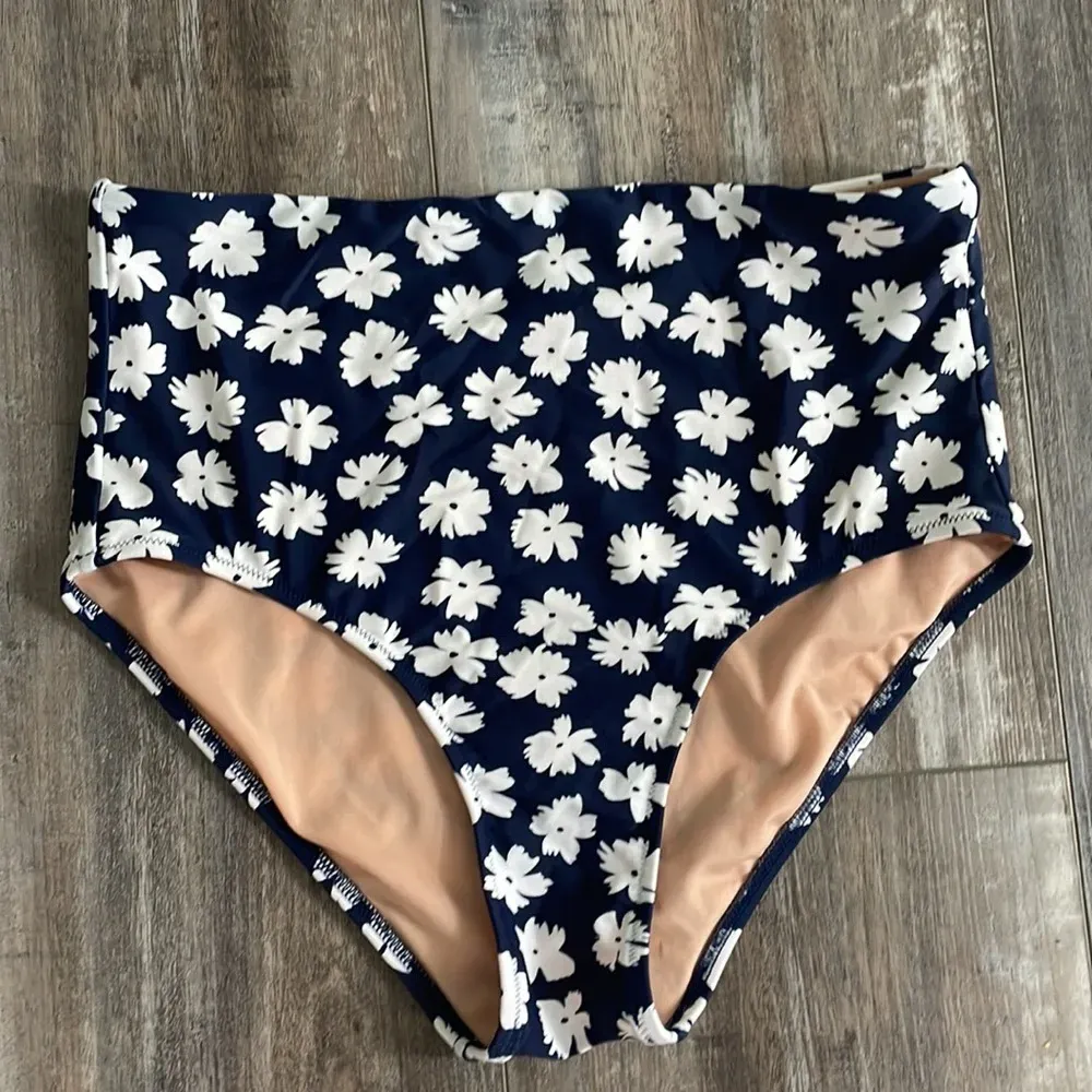 J. Crew Navy Floral High Waisted Retro Bikini Small Blue - Image 9