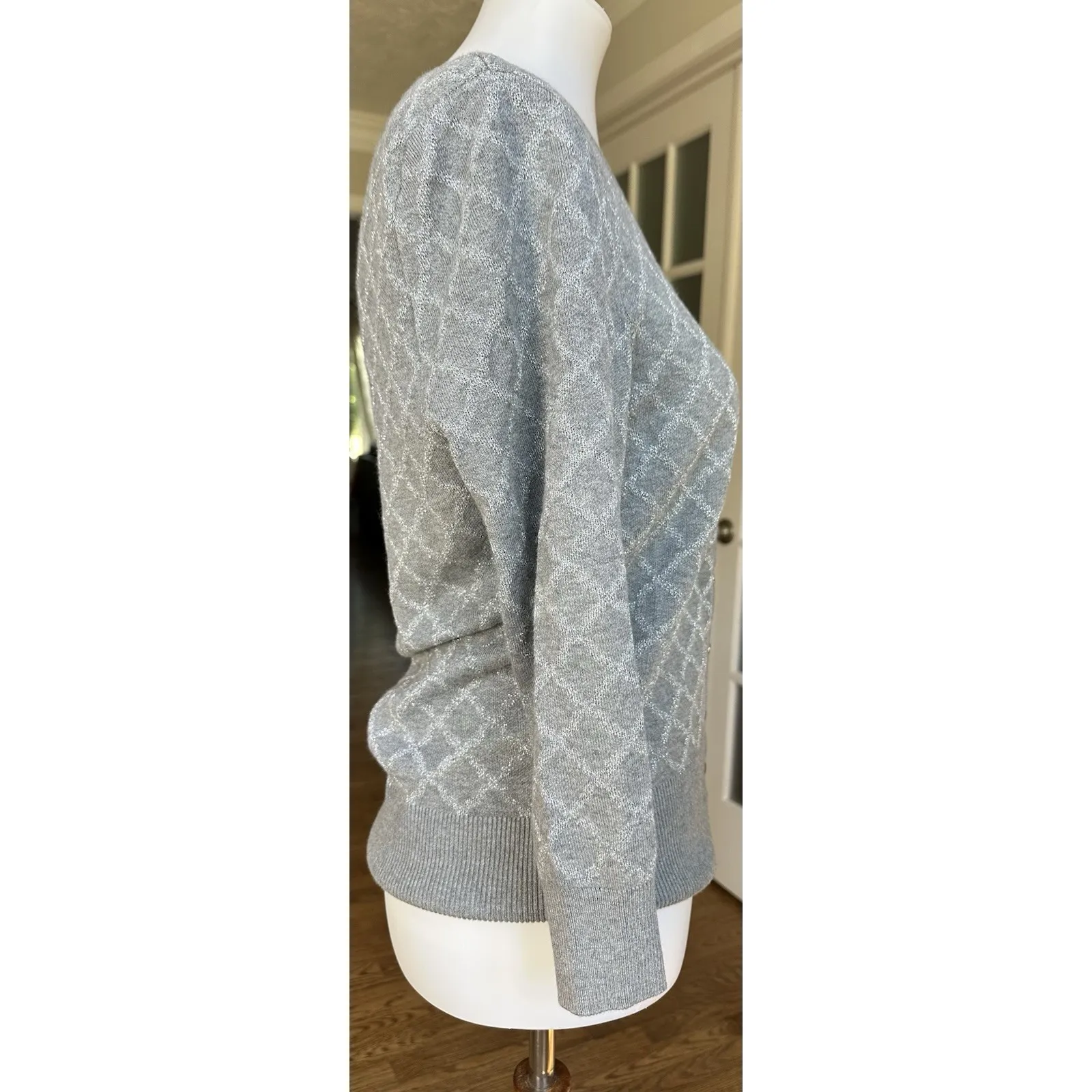 White House Black Market Gray Metallic Button Cardigan Sweater Women's M - Image 4