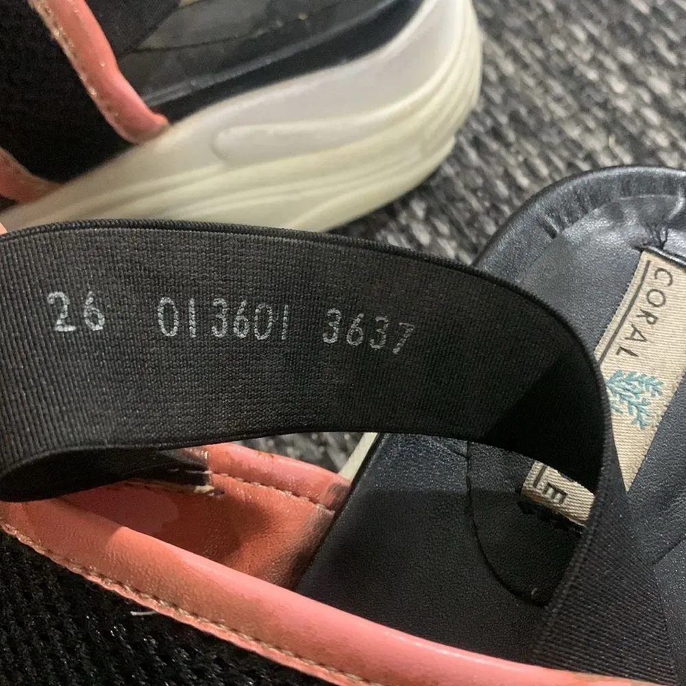 Coral blue platform black and pink sandals Size 8 - Image 7