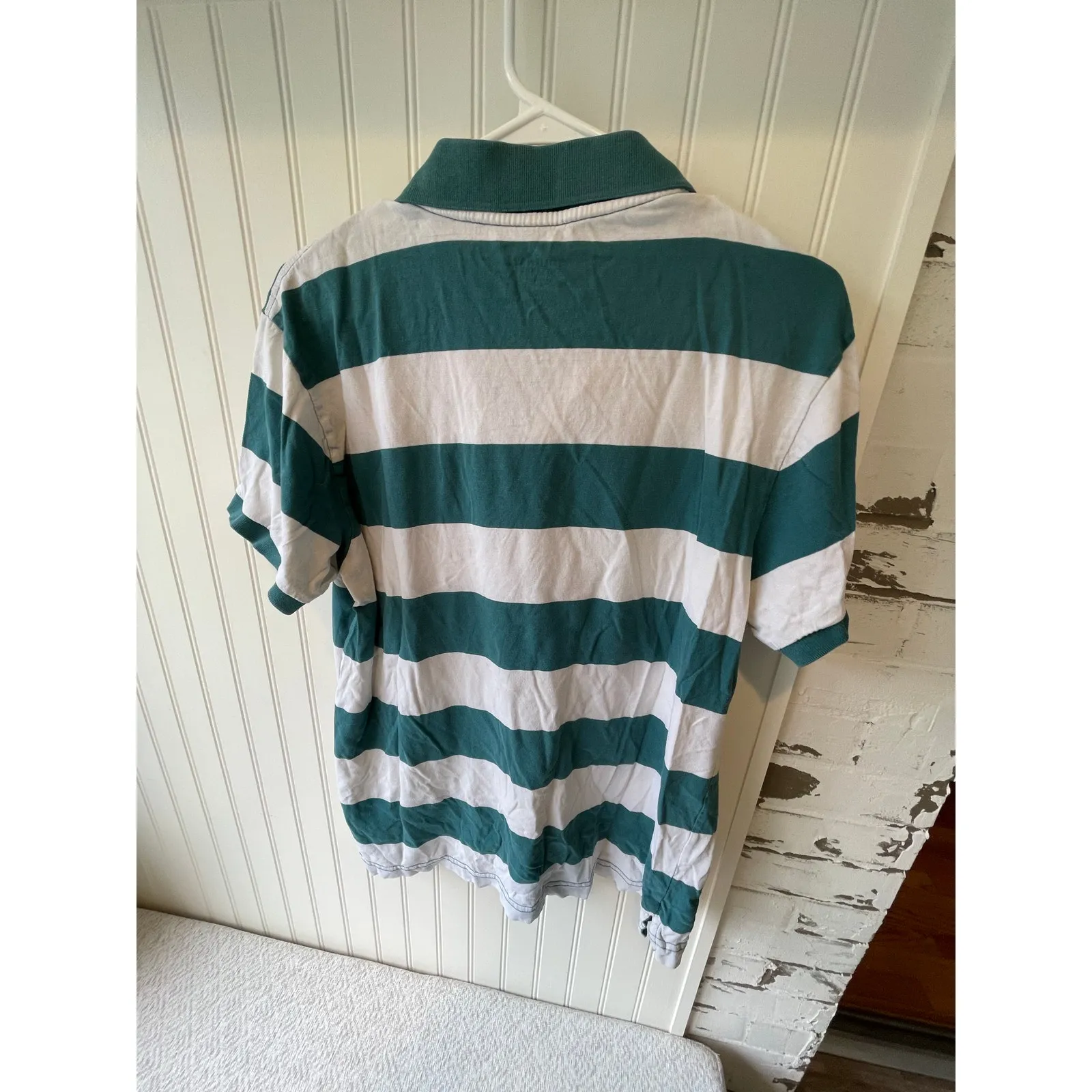 Old navy teal and white striped shirt size large - Image 3