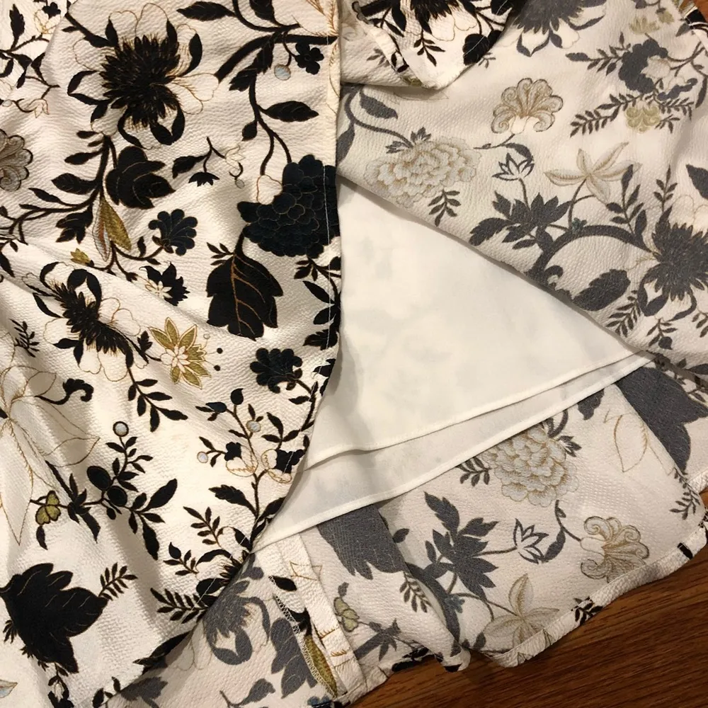 ALC Silk Floral Skirt - Image 4