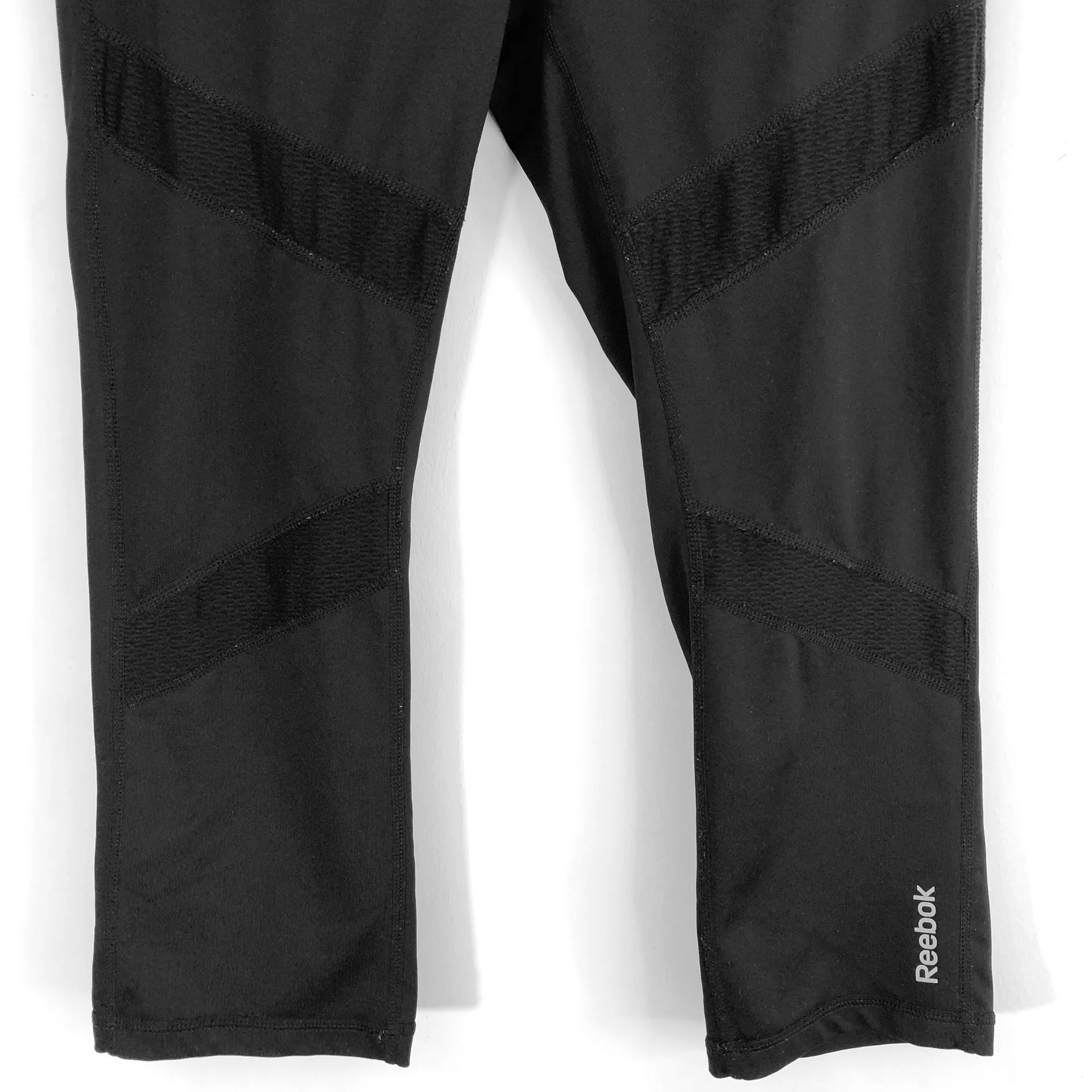 Textured Inset Stripe Capri Leggings Cropped Legging Black - Image 4