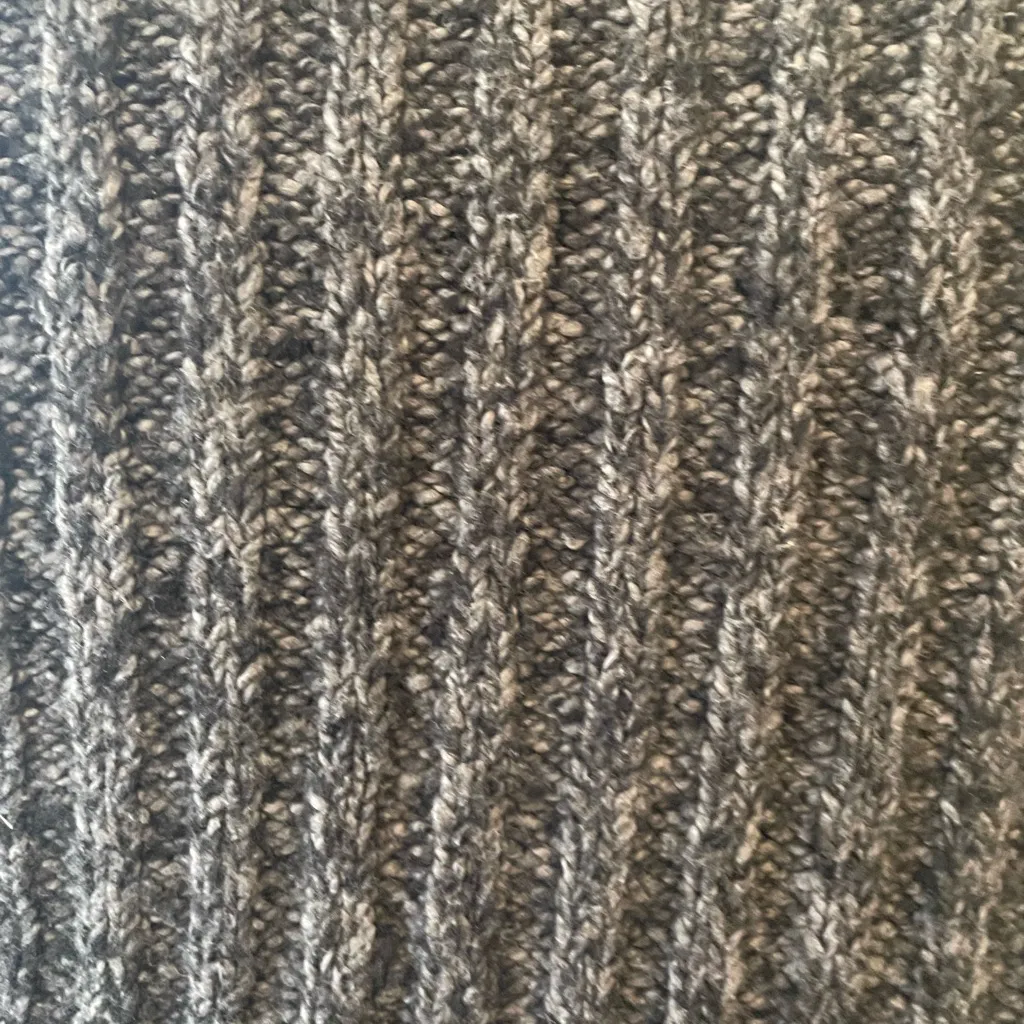 Kensie Gray Fringe Sweater Vest - Image 4