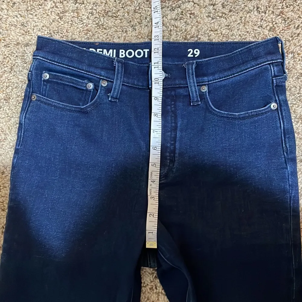 J. Crew Slim Demi Boot Brushed-back Denim Jeans in Rinse Wash Size 29 - Image 13