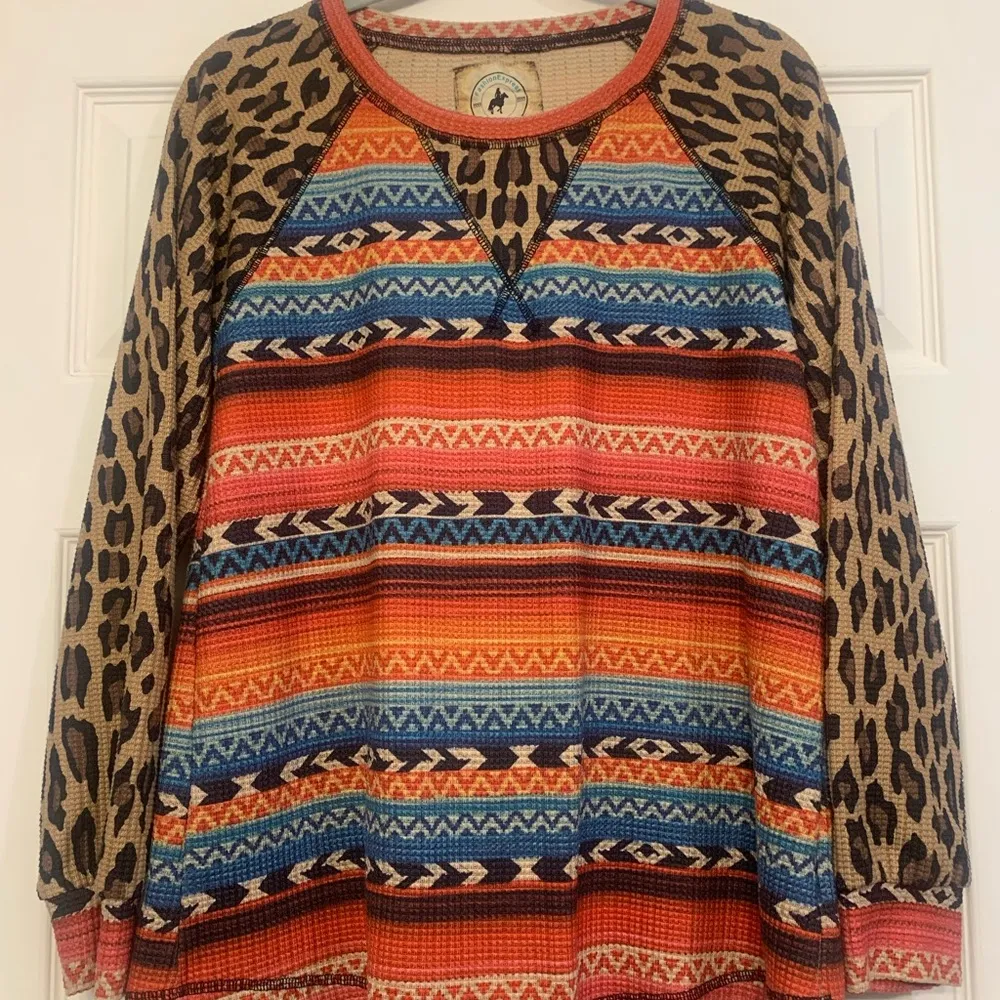 Fashion Express USA Women’s Serape Cheetah Medium Long Sleeve Shirt. 1979 Orange - Image 2