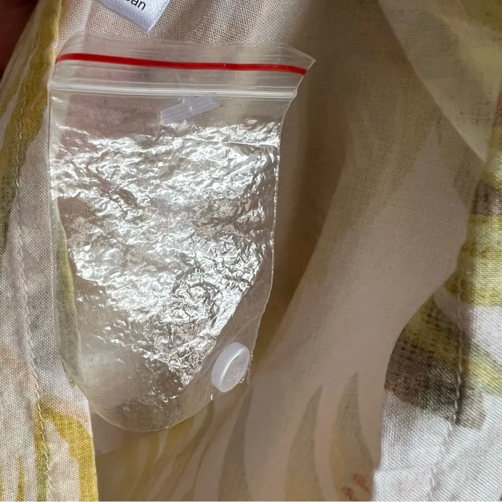 Le Salty Label NWOT Women’s Jerry White‎ Citrus Floral Romper Size Small White - Image 13