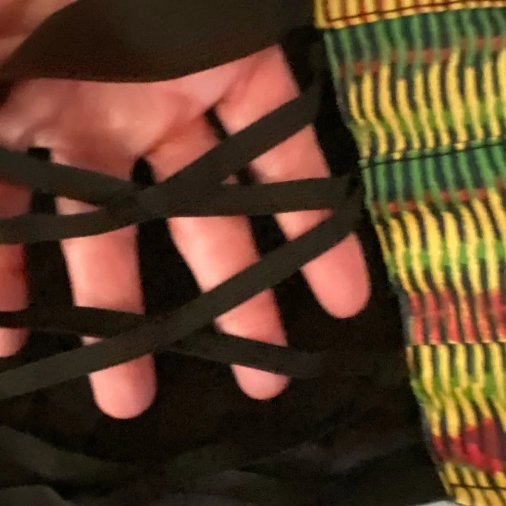 Silence + Noise Urban Outfitters Womens Crop Top M Green Yellow Blue Print - Image 6