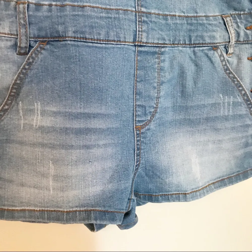 Bongo Distressed stretch denim jean shorts Shortalls Short overalls juniors 1 S - Image 4