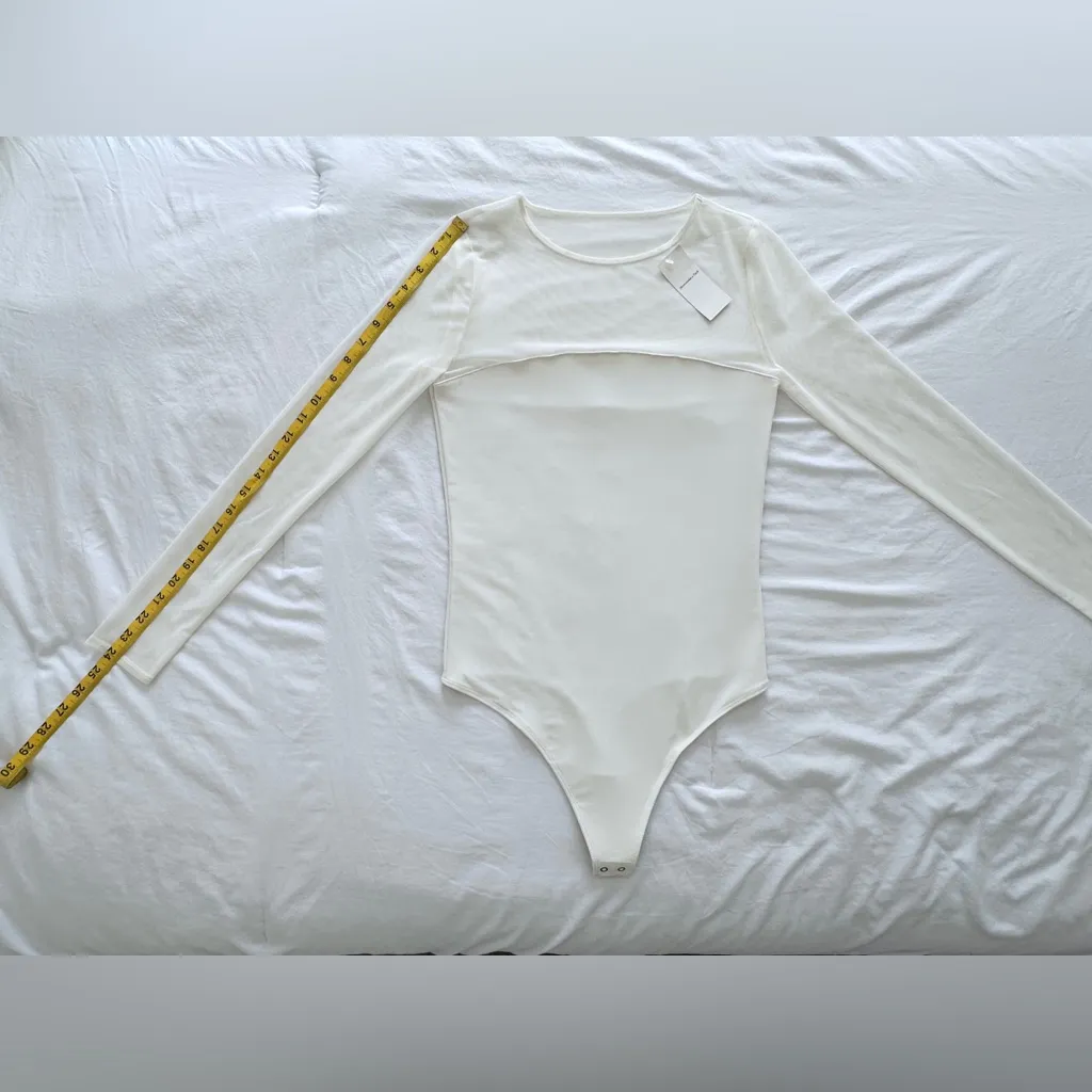 NWT Abercrombie & Fitch Long-Sleeve Mesh Bodysuit - Ivory/White - M - Image 13